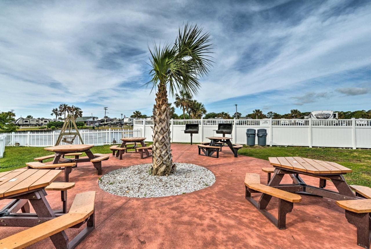 Renovated Oceanfront Resort Condo With Balcony Миртъл Бийч Екстериор снимка